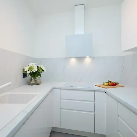 Hedera Estate, Hedera A40