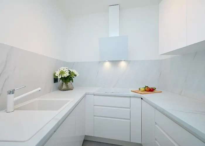 Hedera Estate, Hedera A40