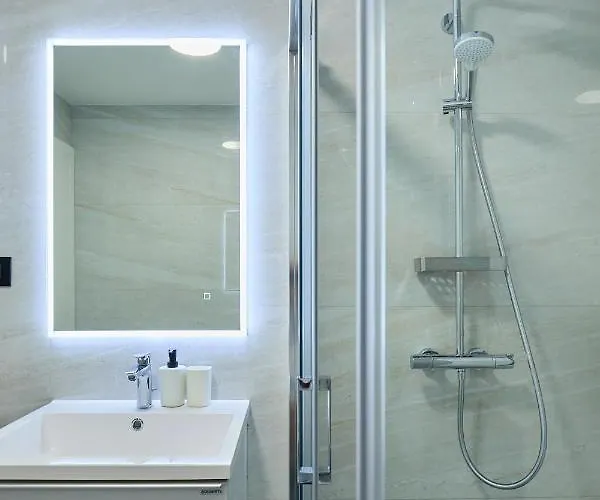 Hedera Estate, Hedera A40 *